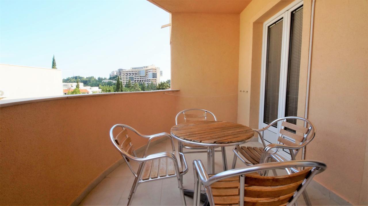 Apartments Bracanovic Будва Экстерьер фото